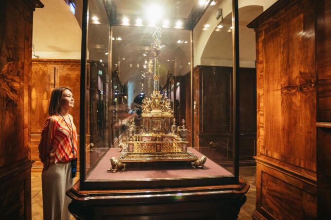 Vienna: Imperial Treasury in the Hofburg Palace - Frequently Asked Questions