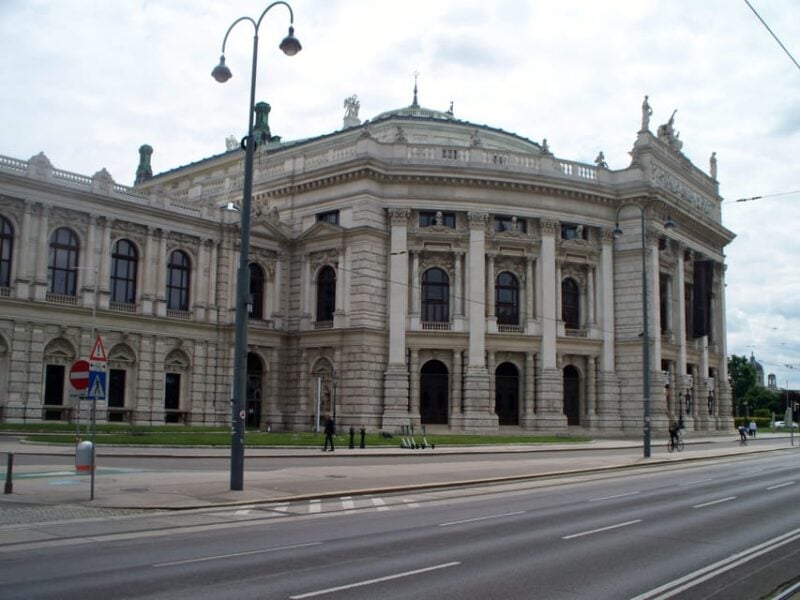 Vienna: in the Shadow of the Hofburg (Tour) - Meeting Point
