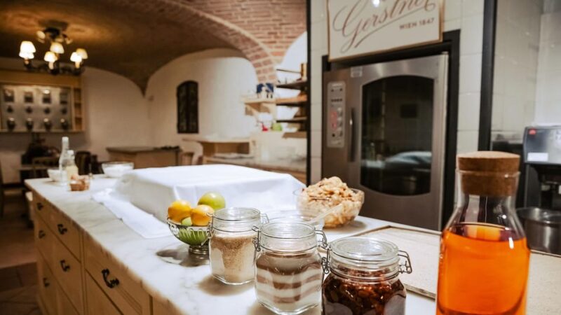 Vienna: K.U.K. Hof Confectioners Baking Show With Tasting - Freshly Baked Apple Strudel