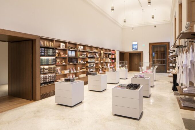 Vienna: Lower Belvedere Entry Ticket & Temporary Exhibitions - Amoako Boafo: Proper Love