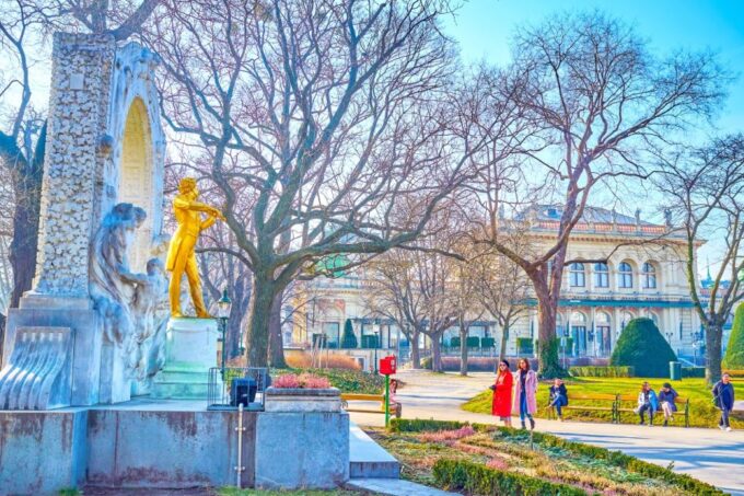 Vienna: Meet Strauss Private Guided Walking Tour - Karlskirche and Vienna State Opera