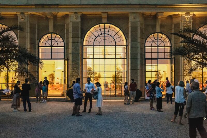 Vienna: Mozart and Strauss Concert in Schoenbrunn - Meeting Point and Transportation