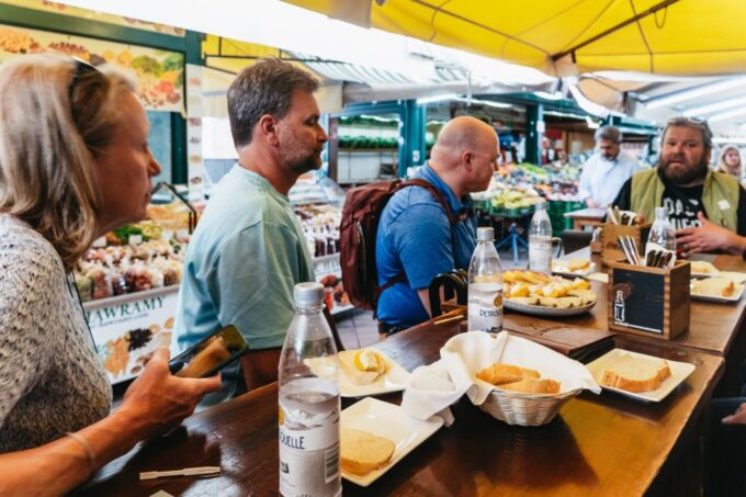 Vienna: Naschmarkt Food Tasting Tour - Exclusive Tastings and Experiences