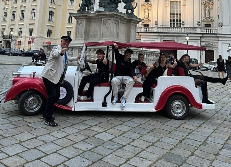 Vienna: Old Town Sightseeing Tour in a Vintage-Style E-Car - Booking Information