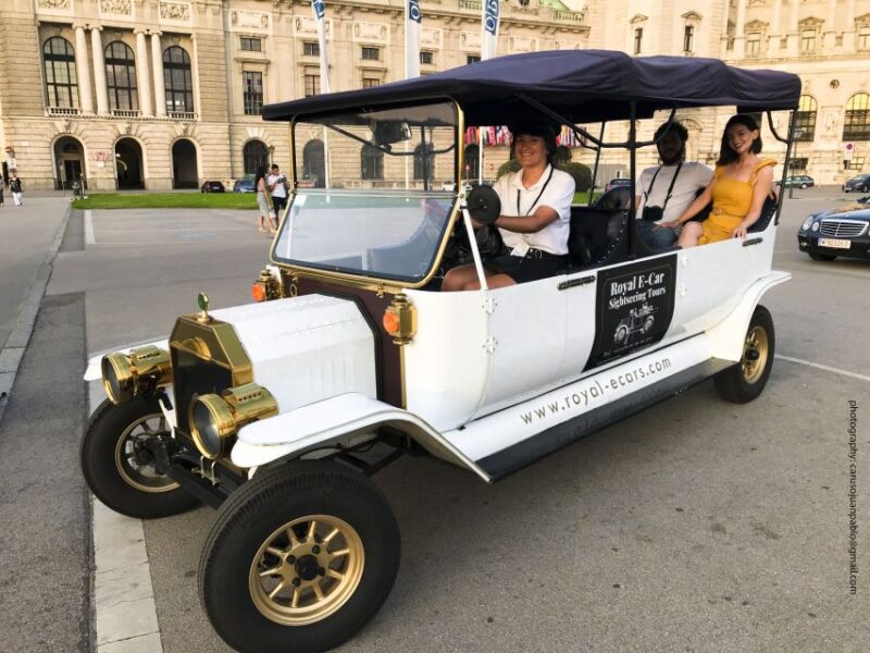 Vienna: Private Electric-Oldtimer Sightseeing Tour - Platinum Tour