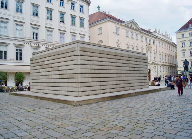 Vienna: Private Jewish Walking Tour - Key Points