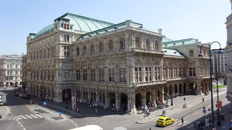 Vienna: Private One-Way Transfer to Cesky Krumlov - Additional Requirements