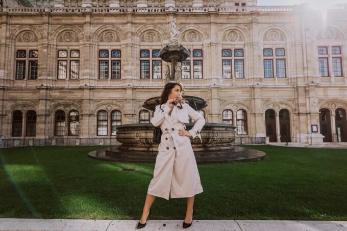 Vienna: Private Street Style Photoshoot in City Center - Booking and Cancellation