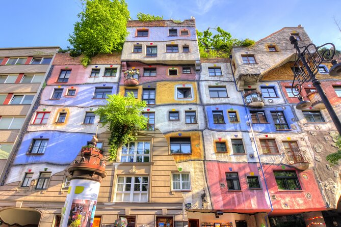 Vienna Scavenger Hunt and Highlights Self-Guided Tour - Navigating the City Trail