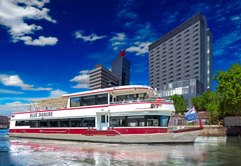 Vienna: Scenic Canal Cruise W/ Optional Heidi Horten Ticket - Heidi Horten Collection
