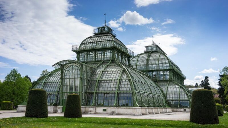 Vienna: Self-Guided Audio Tour - Key Points