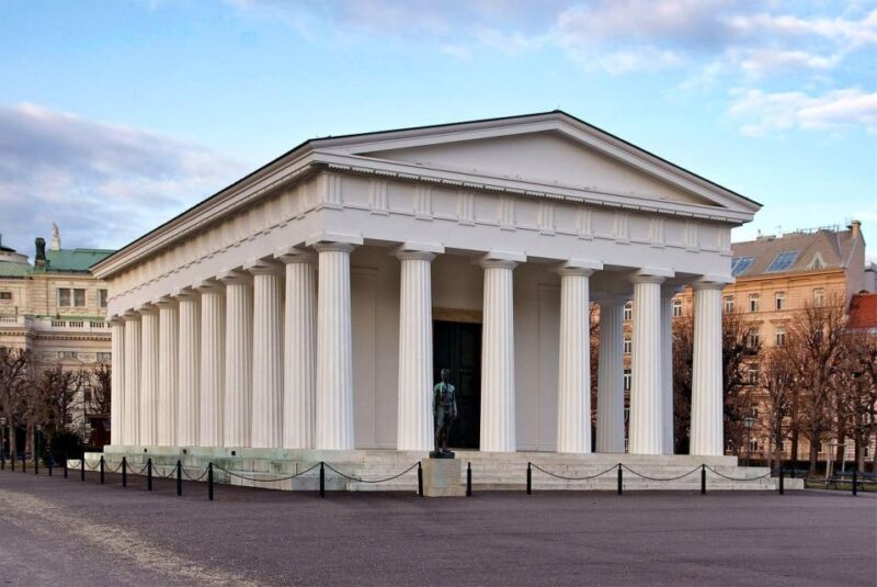 Vienna: Self-Guided Audio Tour - Belvedere Museum Tour