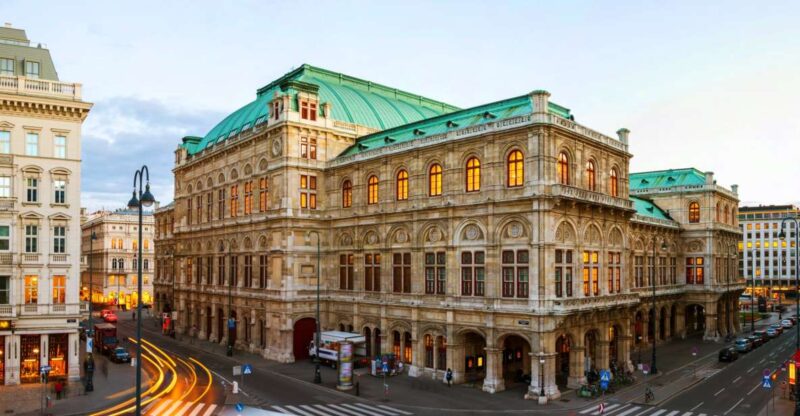Vienna: Self-Guided Audio Walking Tour on Your Phone - Getting There
