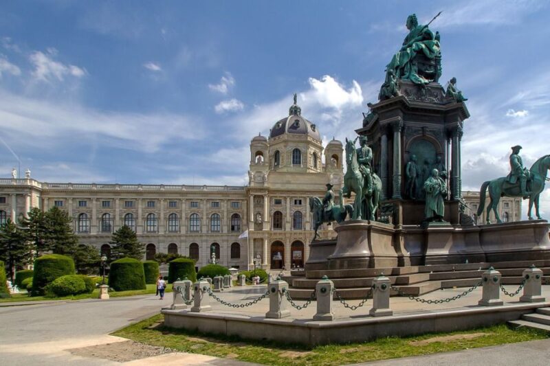 Vienna: Self-Guided Puzzle & Riddle Tour in the City Center - Discovering Viennas History and Heritage