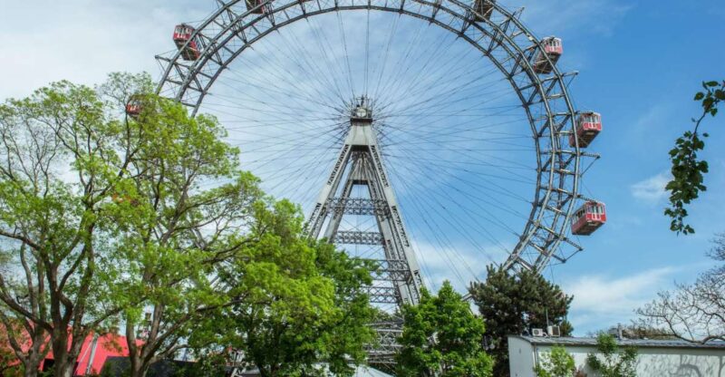 Vienna: Skip-the-cashier-desk-line Giant Ferris Wheel Ride - Panoramic Views From the Wheel