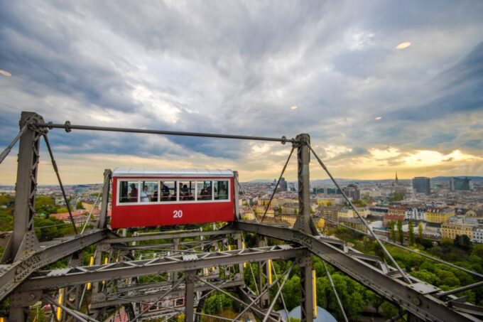 Vienna: Skip-the-cashier-desk-line Giant Ferris Wheel Ride - Tips for Your Visit