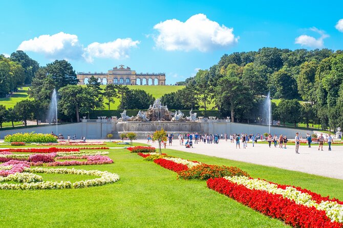 Vienna: Skip-The-Line Schonbrunn Palace & Gardens With Guide - Guided Commentary