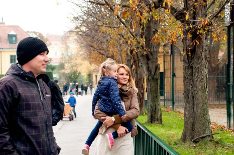 Vienna: Skip-the-line Tickets for Schönbrunn Zoo - Immersive Animal Exhibits
