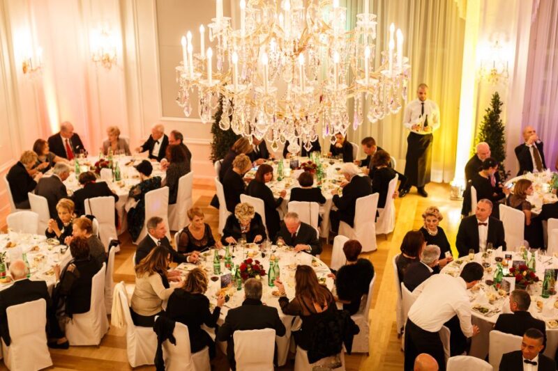 Vienna: Strauss & Mozart Christmas Gala at Kursalon - Key Points