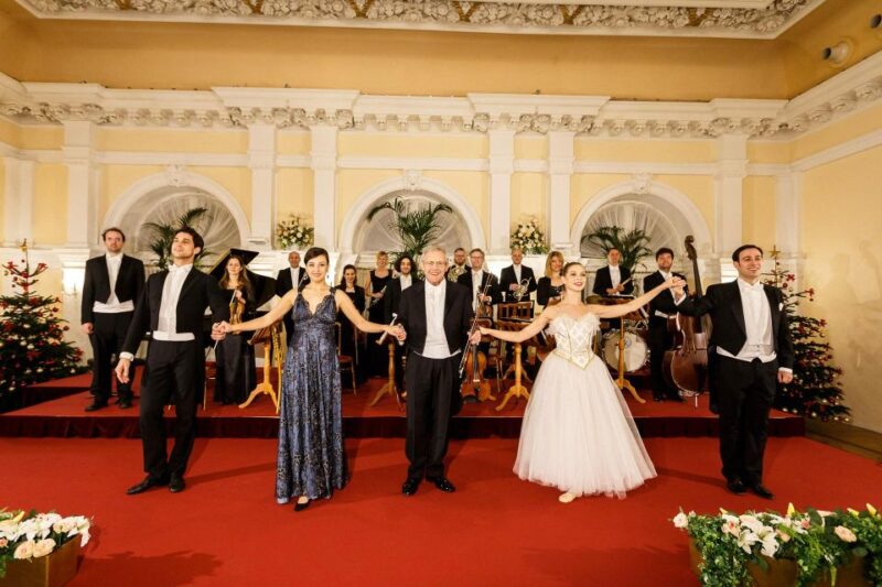 Vienna: Strauss & Mozart New Years Day Concert at Kursalon - Prohibited Items