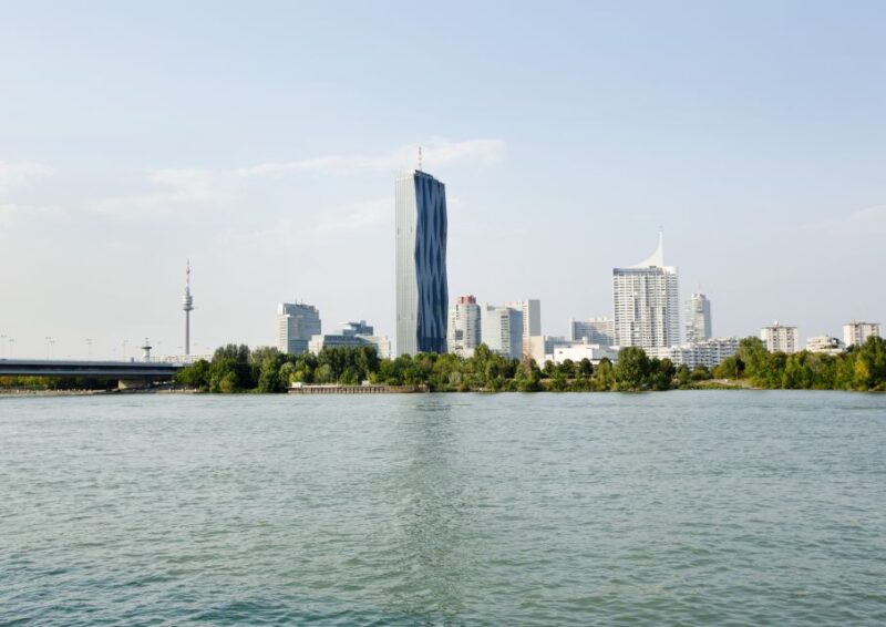 Vienna: Sunday Brunch Danube Cruise & Live Music - Comfortable and Convenient Amenities