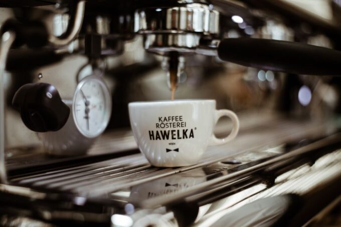 Vienna: The Tradition of Viennese Coffee Experience - Exploring Coffee Bean Variations
