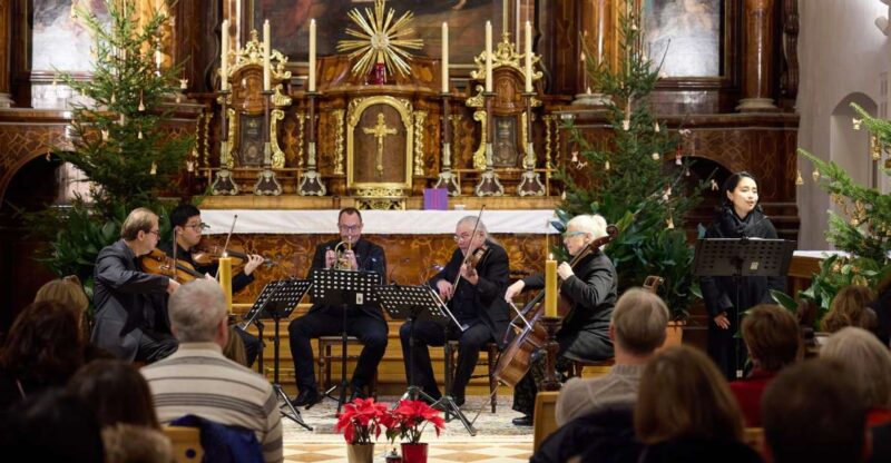 Vienna: Ticket for Christmas Concert at Capuchin Church - Festive Highlights