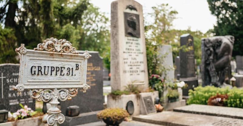 Vienna: Vienna Central Cemetery Guided Walking Tour - Highlights of the Tour