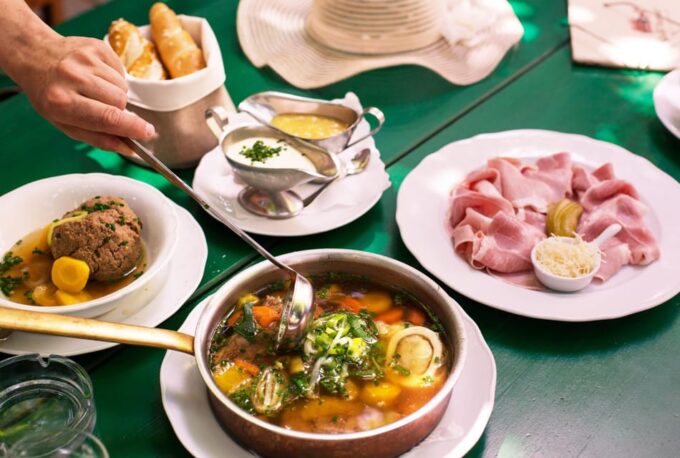 Vienna Vines & Tapas: Private Tasting Tour (9 Local Wines) - Frequently Asked Questions