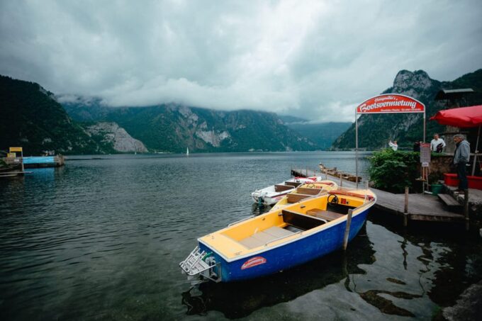 Vienna: Wachau, Hallstatt & Salzburg Trip With Traunsee Boat - Frequently Asked Questions