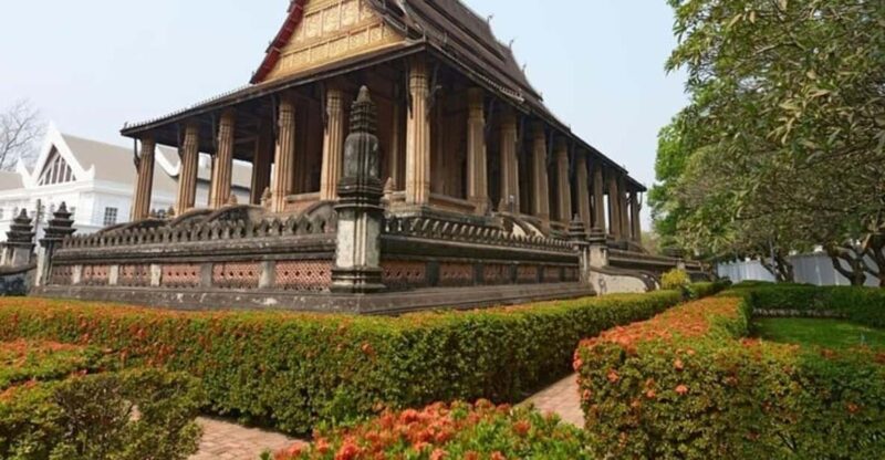 Vientiane : Private Custom Tour With a Local Guide - Logistics and Accessibility
