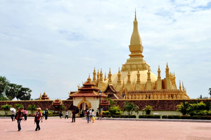 Vientiane: Private Full-day Must-See Sights & Sunset Tour - Itinerary Highlights