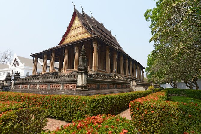 Vientiane Private Walking Tour With A Guide (Private Tour) - Pha That Luang