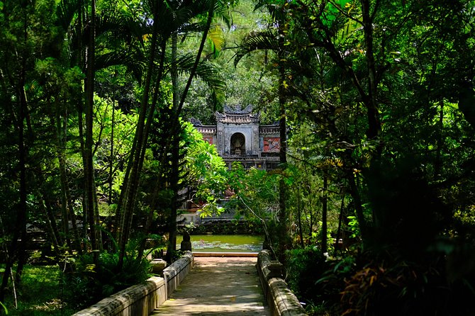 Vietnam Buddhist Tours: Buddhism In Hue, Philosophy Of Life - Scenic Views From Vong Canh Hill