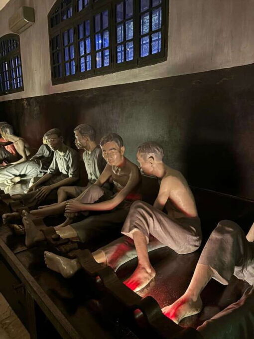 Vietnam War History Tour Through Hoa Lo Prison and Museums - Exploring Vietnams Diverse Historical Narratives