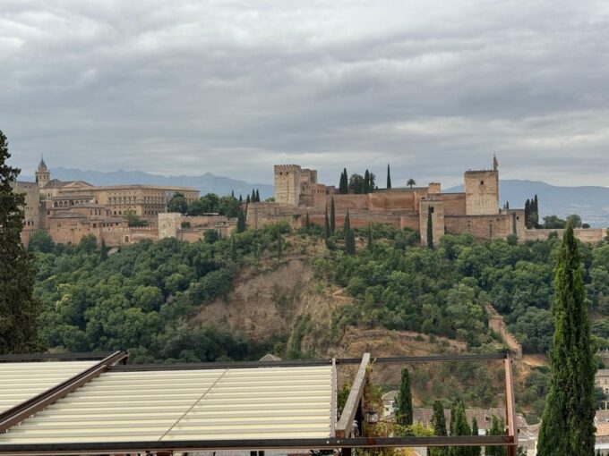Viewpoints in the Albaicín - Restrictions and Important Information