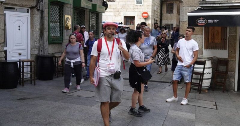 Vigo: Walking Tour With Local History & Culture - Local Insights and Recommendations