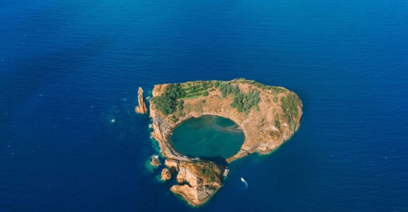 Vila Franca Islet: Off-coast Nature Reserve Tour - Itinerary Details