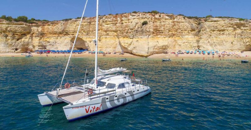 Vilamoura: Guided Sightseeing Cruise With Beach BBQ & Drinks - Cruise Experience