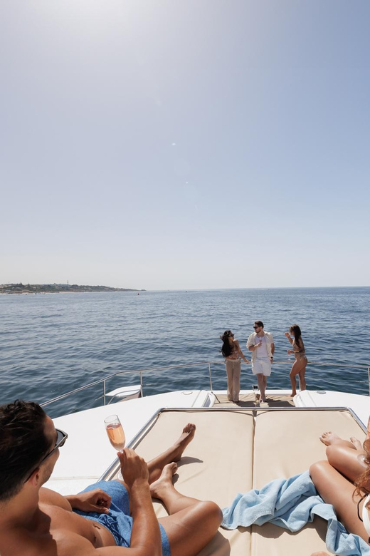 Vilamoura: Luxury Catamaran up to 18 People - Key Points