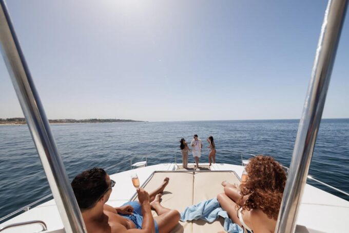 Vilamoura: Luxury Catamaran up to 18 People - Flexible Cancellation Policy