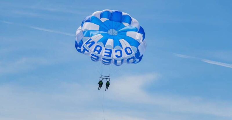 Vilamoura Marina: Parasailing - Booking Information