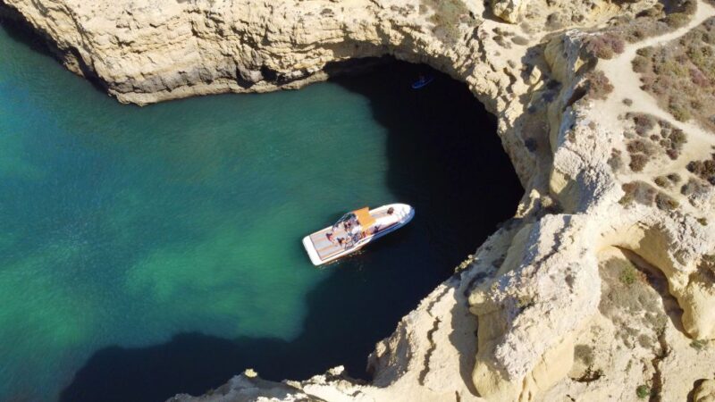 Vilamoura: Private Hire 3 Hours to Benagil Cave - Key Points
