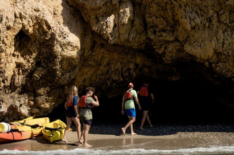 Vilanova I La Geltrú: Guided Sitges Coast 3-Hour Kayak Tour - Language Options