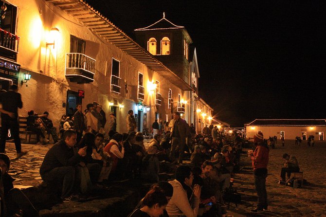 Villa De Leyva & Ráquira Private Exclusive 12 Hours Tour Lunch in - Key Points
