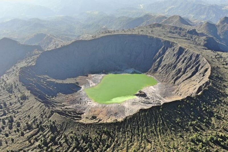 Villahermosa: Chichonal Volcano - Guided Volcano Hike and Nature Exploration