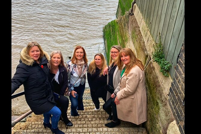 Villains and Gangsters of London Private Taxi Tour - Immersive Storytelling Experience