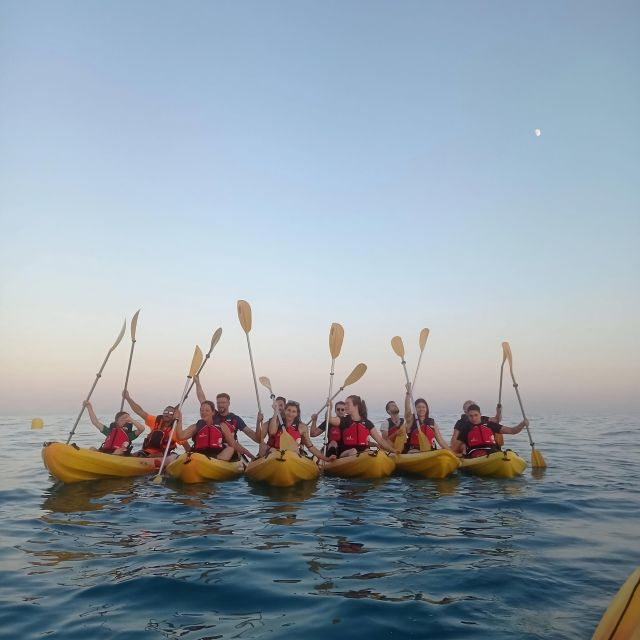 Villajoyosa: Moonlight Kayaking and Dinner Under the Stars - Equipment and Inclusion