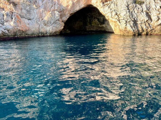 Villefranche-sur-Mer: Sea Cruise Towards Monaco and Nice - Cruise Inclusions and Exclusions