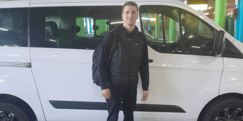 Villiersdorp: Cape Town International Airport Transfer - Professional and Reliable Service